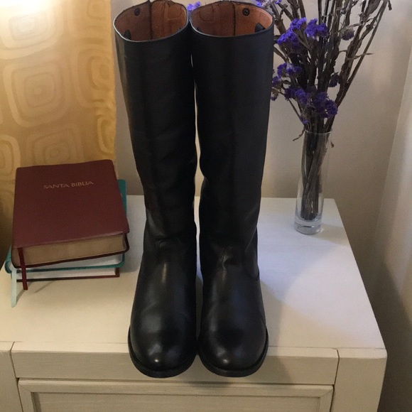 Frye Boots! - Picture 3 of 6